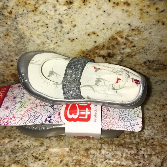 2for$15 NWT LUV DREAM FLATS - Picture 6 of 9